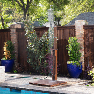 Freestanding outdoor shower Image 1