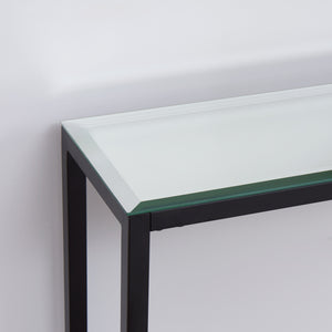 Versatile long console table Image 2