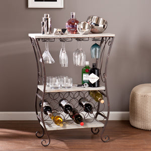 Accommodates 18 standard wine bottles Image 1