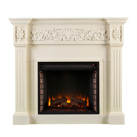 Image of Timelessly designed electric fireplace Image 8