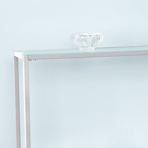 Space saving narrow console Image 9